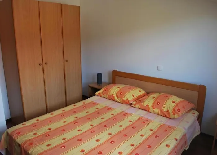 And By The Sea - 24083 Gasthuis